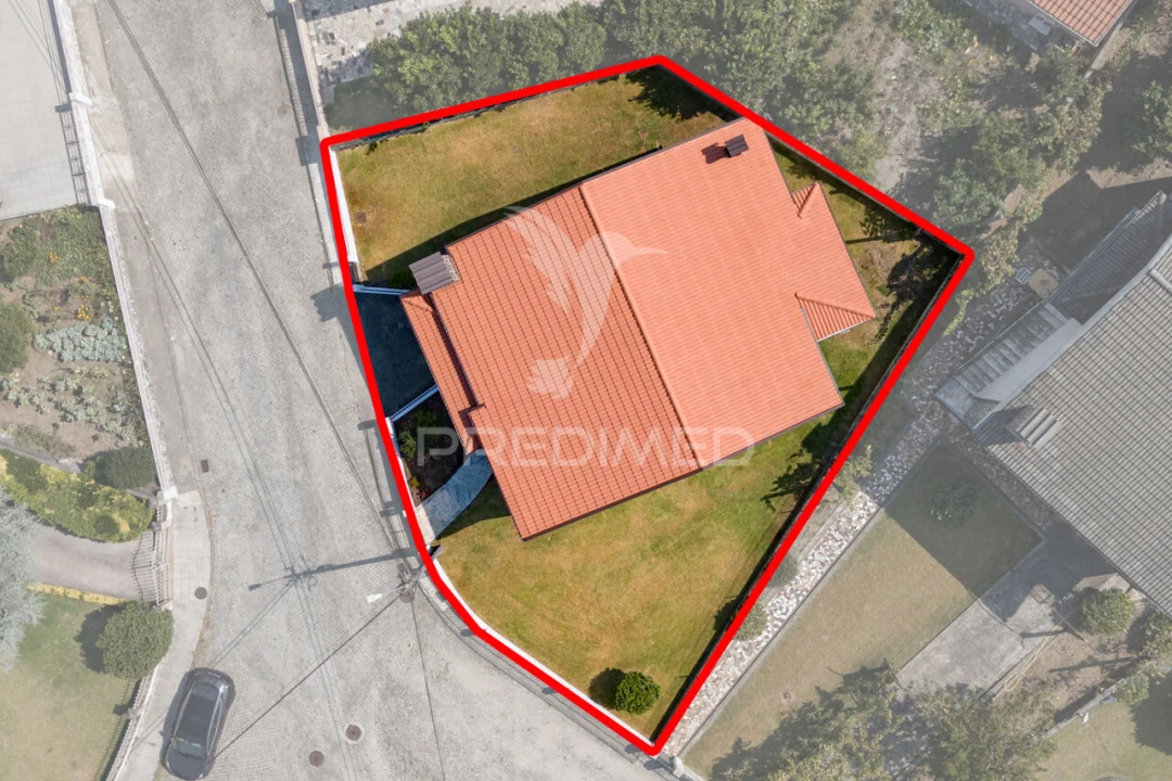 Moradia T3 para Venda em Amares e Figueiredo Foto 5