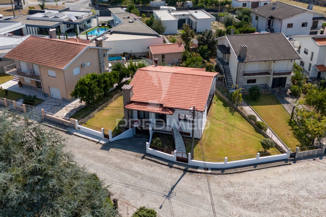 Moradia T3 para Venda em Amares e Figueiredo Foto 39