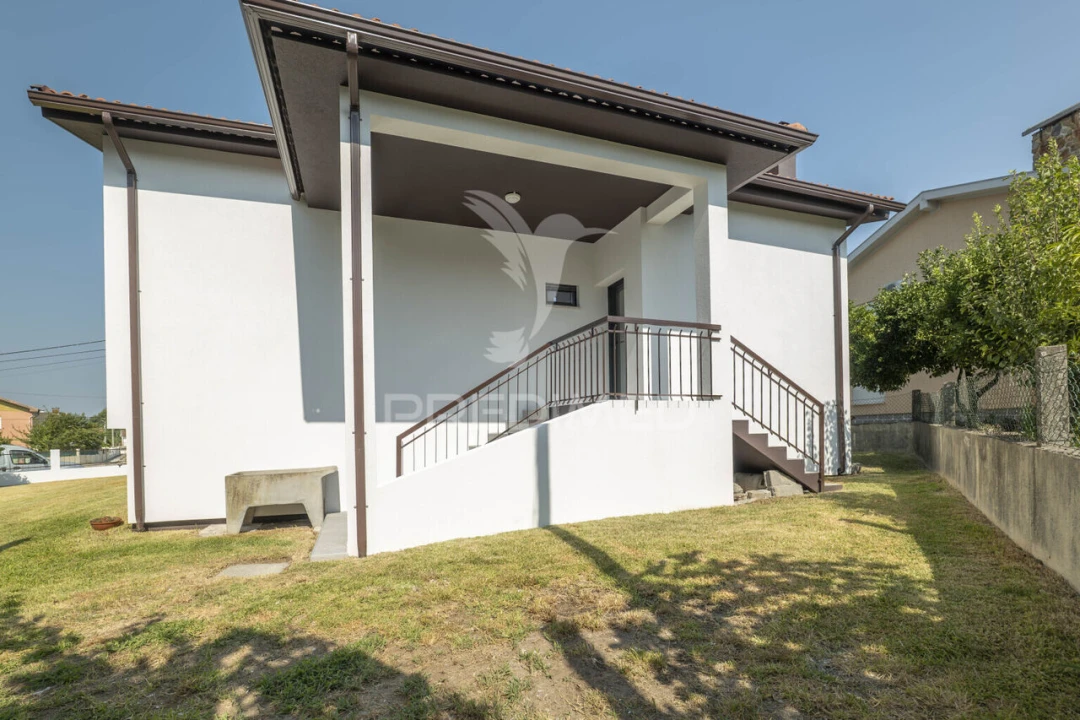 Moradia T3 para Venda em Amares e Figueiredo Foto 30