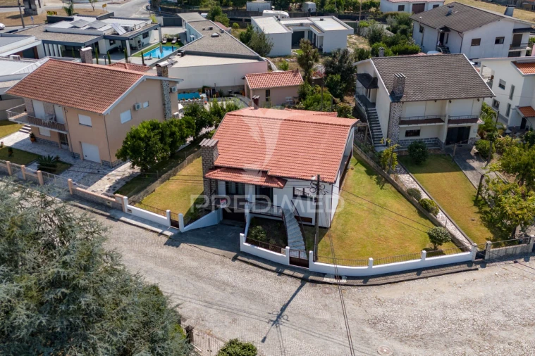 Moradia T3 para Venda em Amares e Figueiredo Foto 39