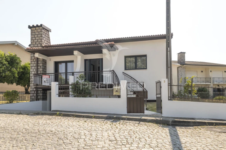 Moradia T3 para Venda em Amares e Figueiredo Foto 37