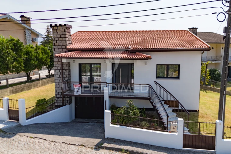 Moradia T3 para Venda em Amares e Figueiredo Foto 6