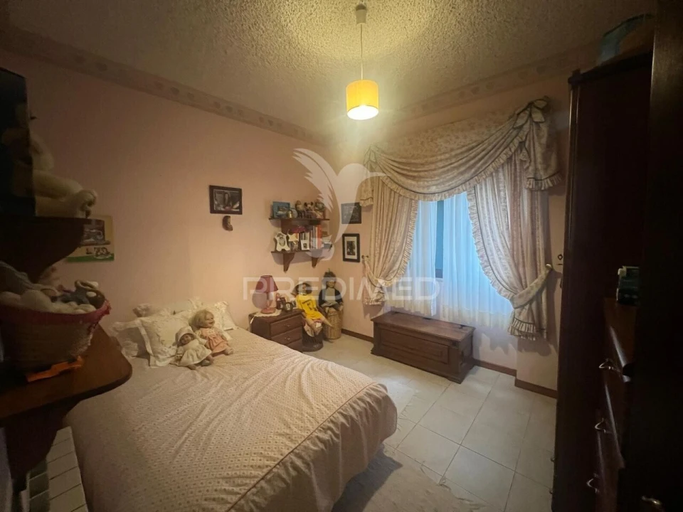 Moradia T3 para Venda em Espírito Santo, Nossa Senhora da Graça e São Simão Foto 12