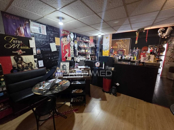 Loja para Trespasse em Santa Marinha e São Pedro da Afurada Foto 4