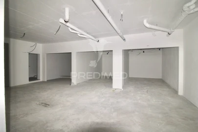 Apartamento T2 para Venda em Charneca de Caparica e Sobreda