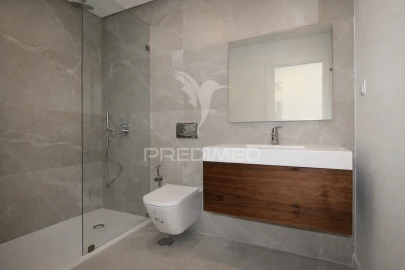 Apartamento T2 para Venda em Charneca de Caparica e Sobreda