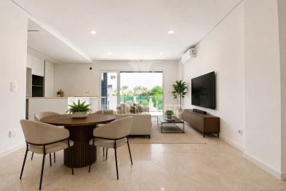 Apartamento T2 para Venda em Charneca de Caparica e Sobreda