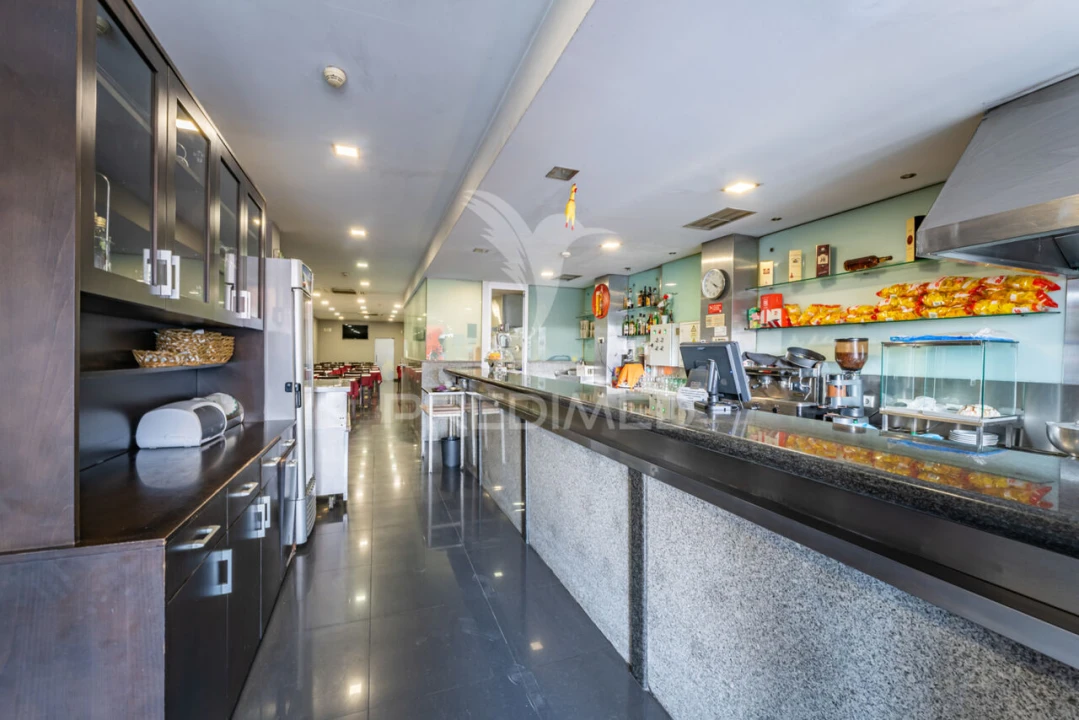 Loja para Trespasse em Santa Marinha e São Pedro da Afurada Foto 3