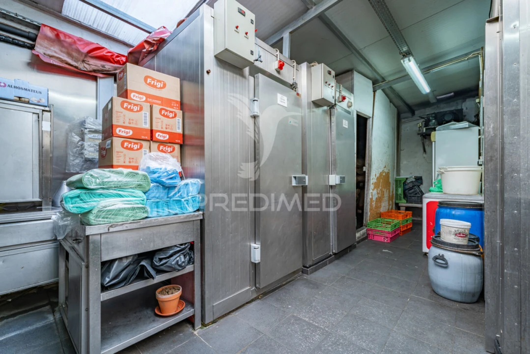 Loja para Trespasse em Santa Marinha e São Pedro da Afurada Foto 17