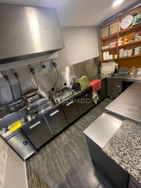 Loja para Trespasse em Milheiros