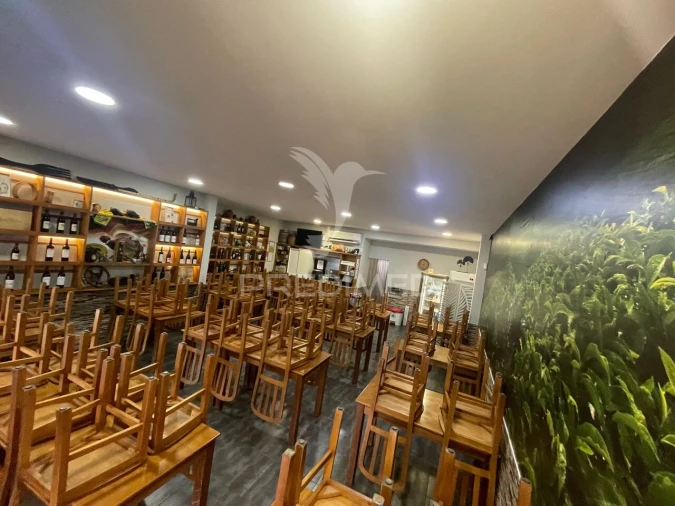 Loja para Trespasse em Milheiros Foto 4