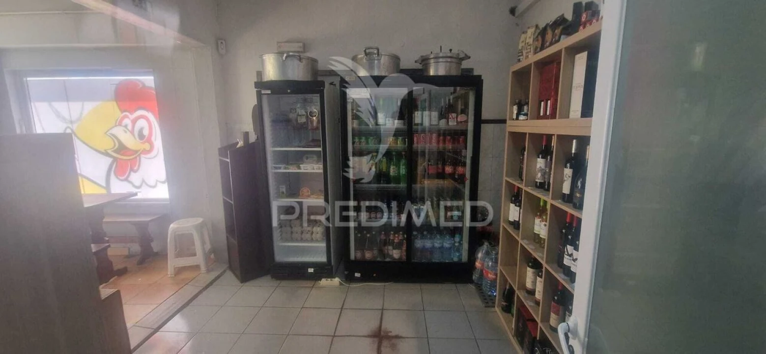 Loja para Trespasse em Silveira Foto 9