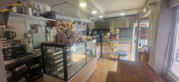 Loja para Trespasse em Silveira