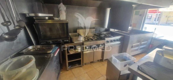 Loja para Trespasse em Silveira