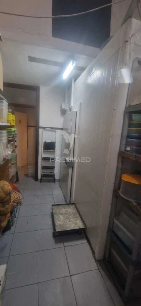 Loja para Trespasse em Silveira