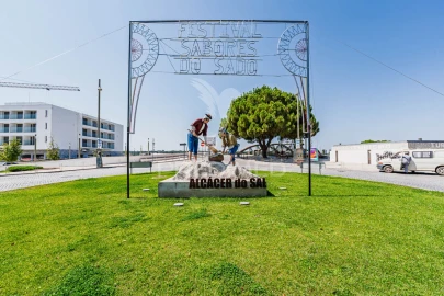 Loja para Trespasse em Santa Maria do Castelo e Santiago e Santa Susana