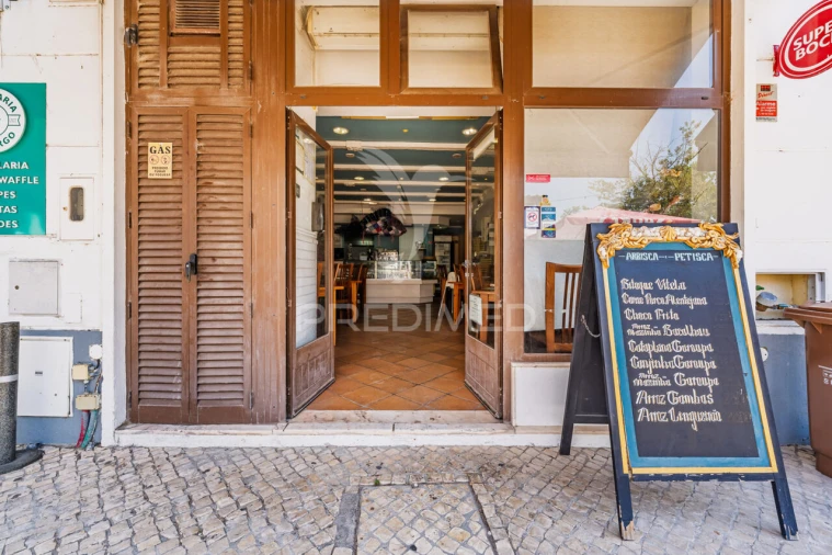 Loja para Trespasse em Santa Maria do Castelo e Santiago e Santa Susana Foto 6