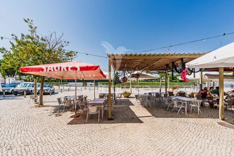 Loja para Trespasse em Santa Maria do Castelo e Santiago e Santa Susana Foto 5