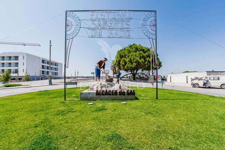 Loja para Trespasse em Santa Maria do Castelo e Santiago e Santa Susana Foto 22