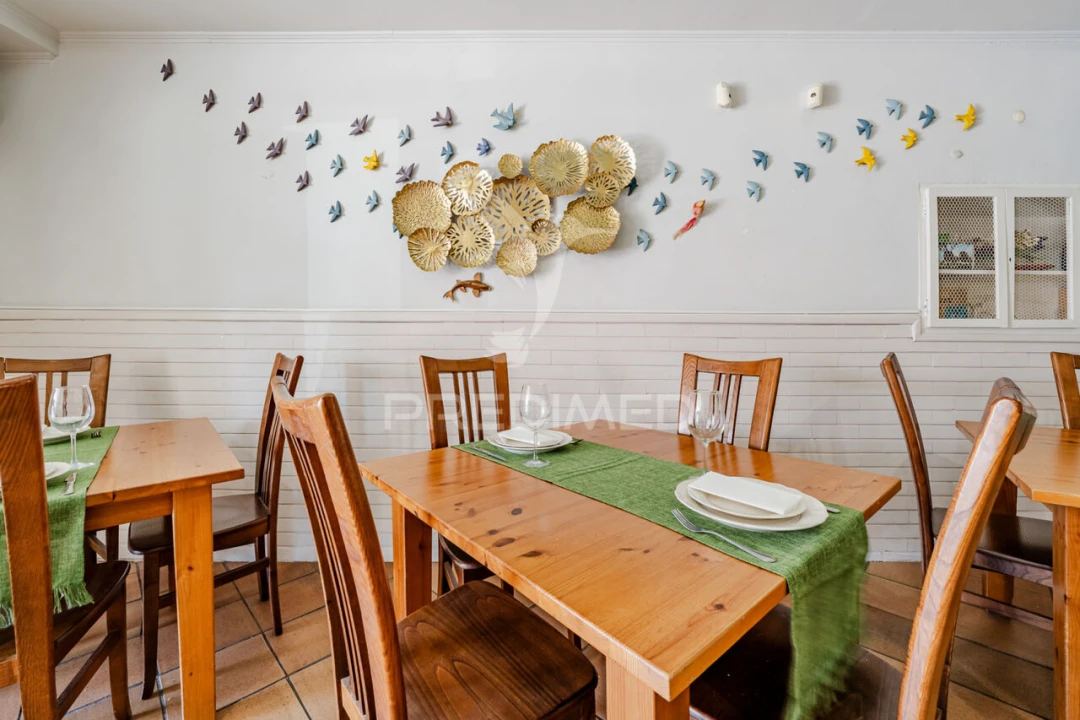 Loja para Trespasse em Santa Maria do Castelo e Santiago e Santa Susana Foto 11