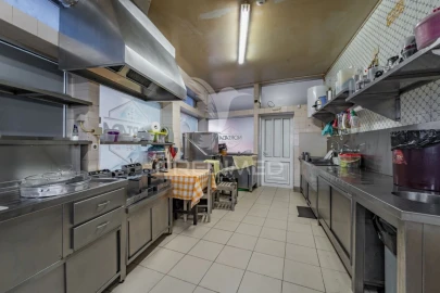 Loja para Trespasse em Aguçadoura e Navais