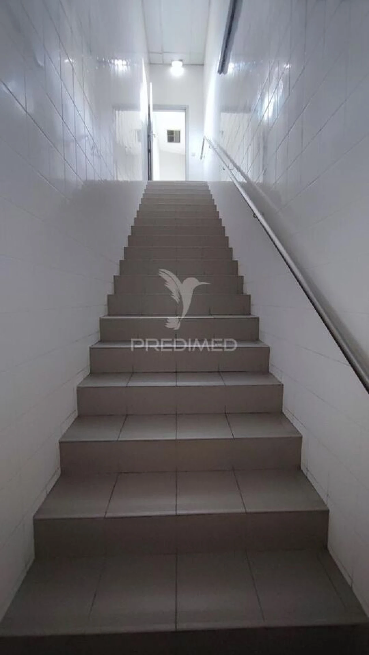 Loja para Trespasse em Serzedo e Perosinho Foto 17