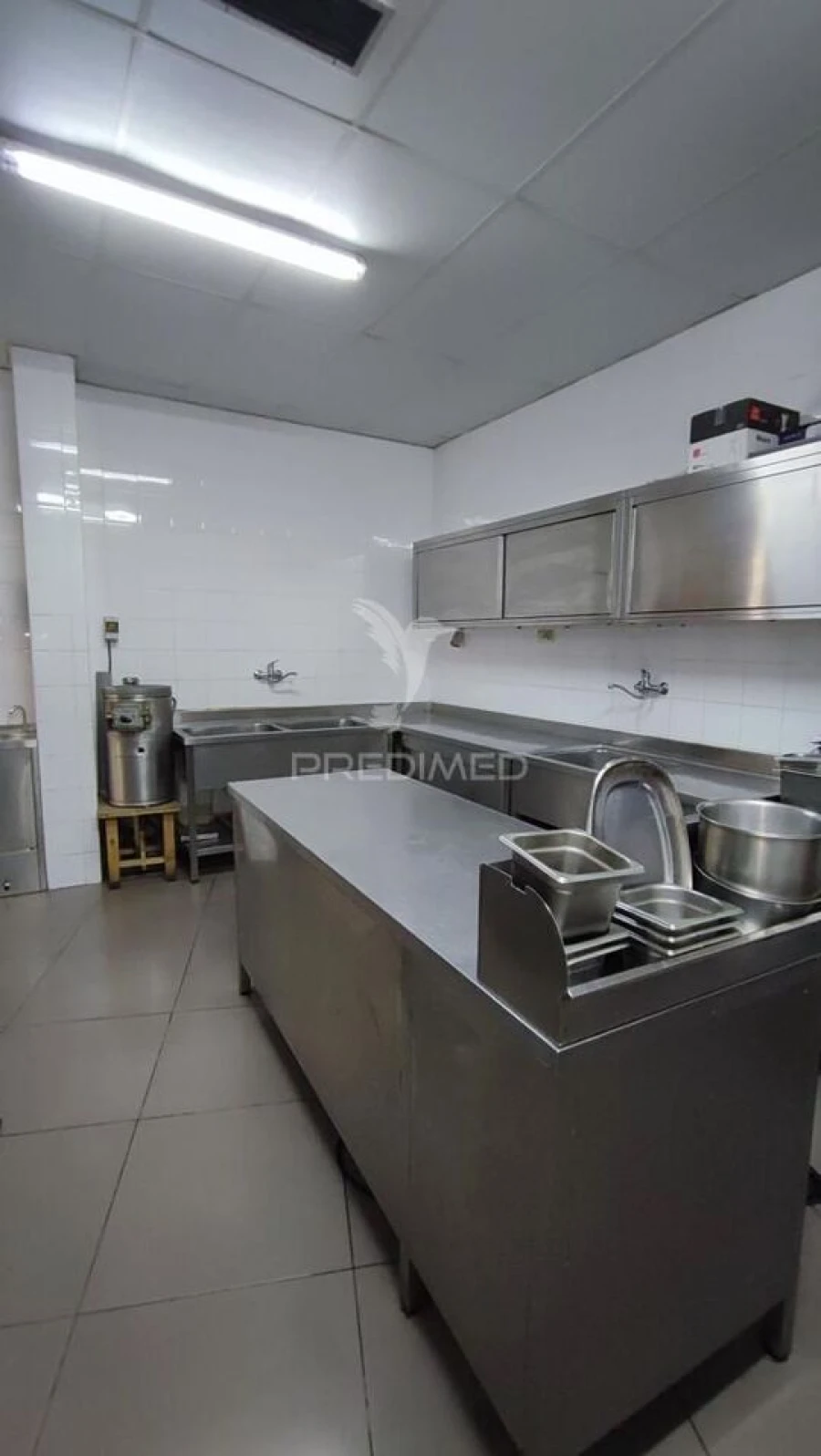 Loja para Trespasse em Serzedo e Perosinho Foto 11