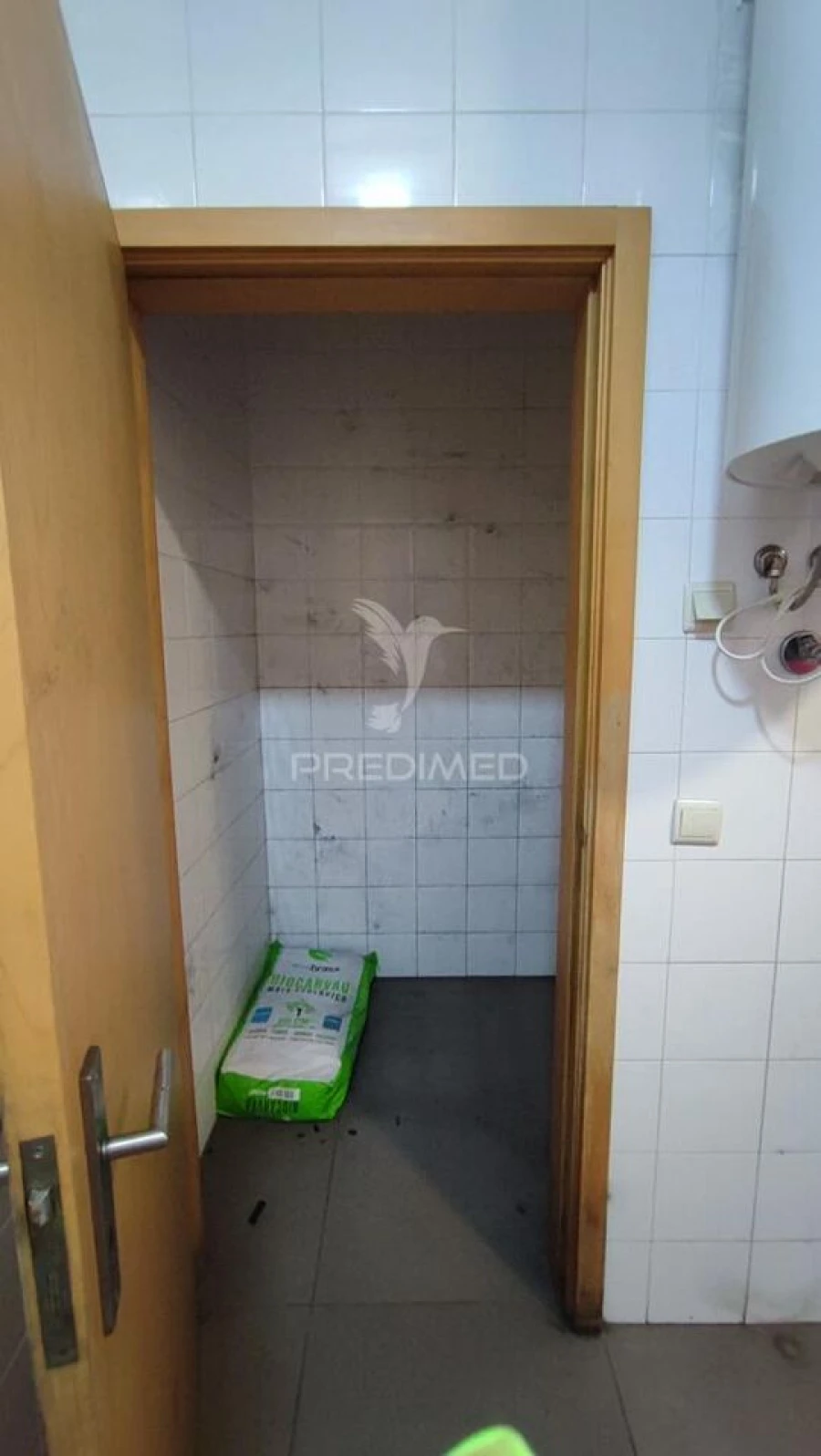 Loja para Trespasse em Serzedo e Perosinho Foto 16