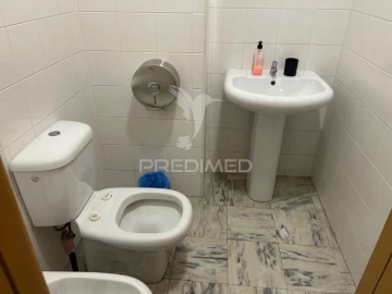 Loja para Trespasse em Carregado e Cadafais