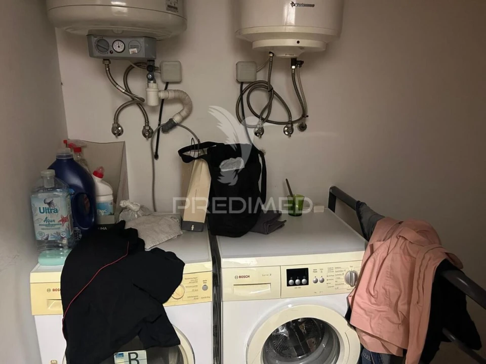 Loja para Trespasse em Carregado e Cadafais Foto 9