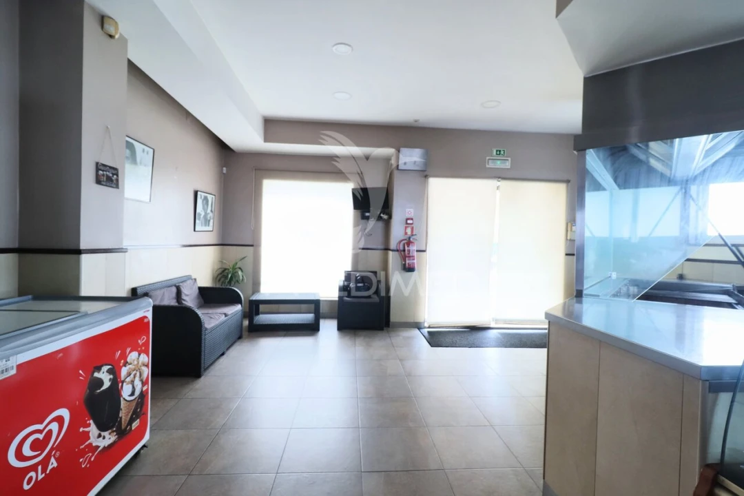 Loja para Trespasse em Cidade da Maia Foto 2