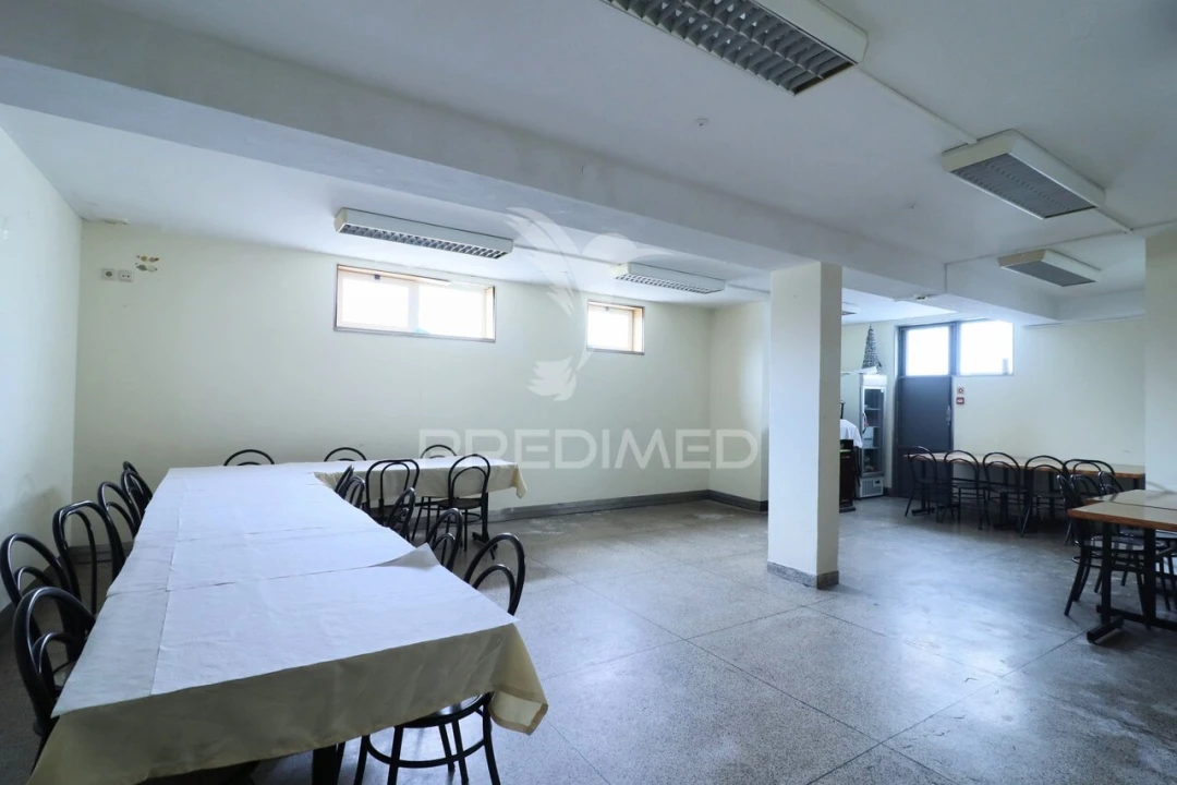 Loja para Trespasse em Cidade da Maia Foto 22