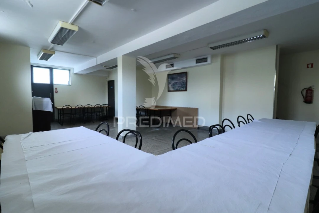 Loja para Trespasse em Cidade da Maia Foto 24