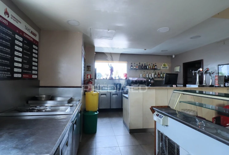 Loja para Trespasse em Cidade da Maia Foto 19