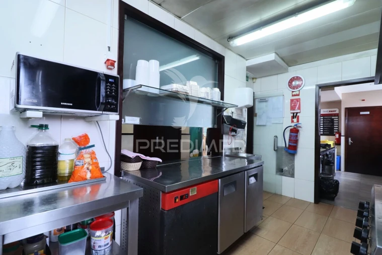 Loja para Trespasse em Cidade da Maia Foto 15