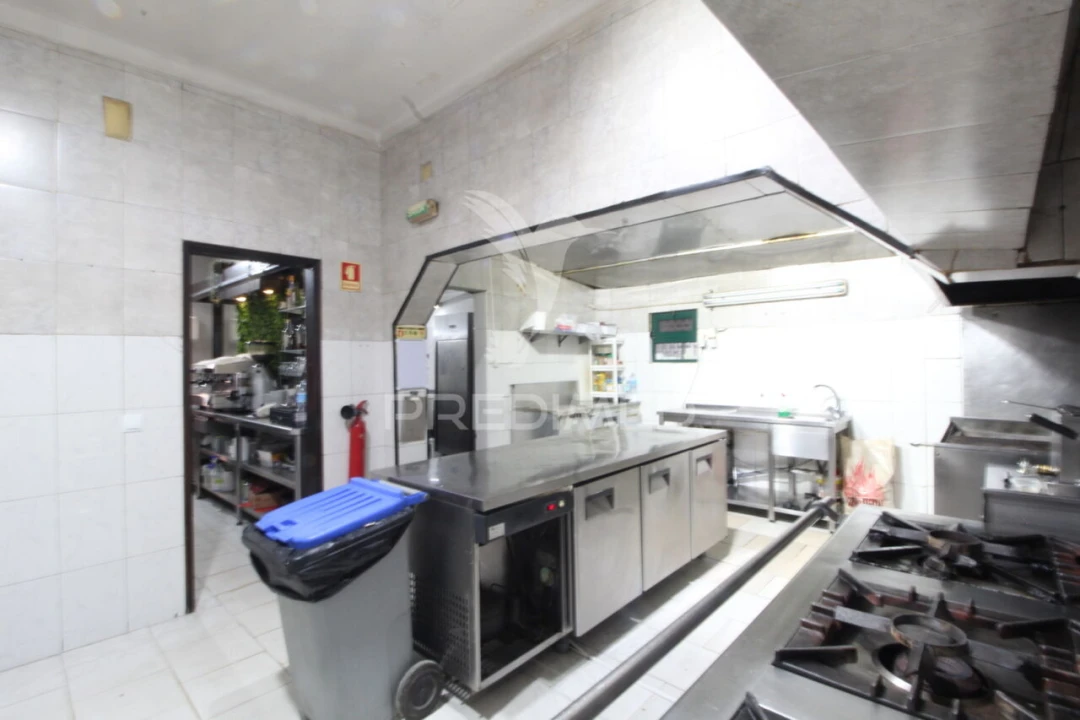 Loja para Trespasse em Salvaterra de Magos e Foros de Salvaterra Foto 14