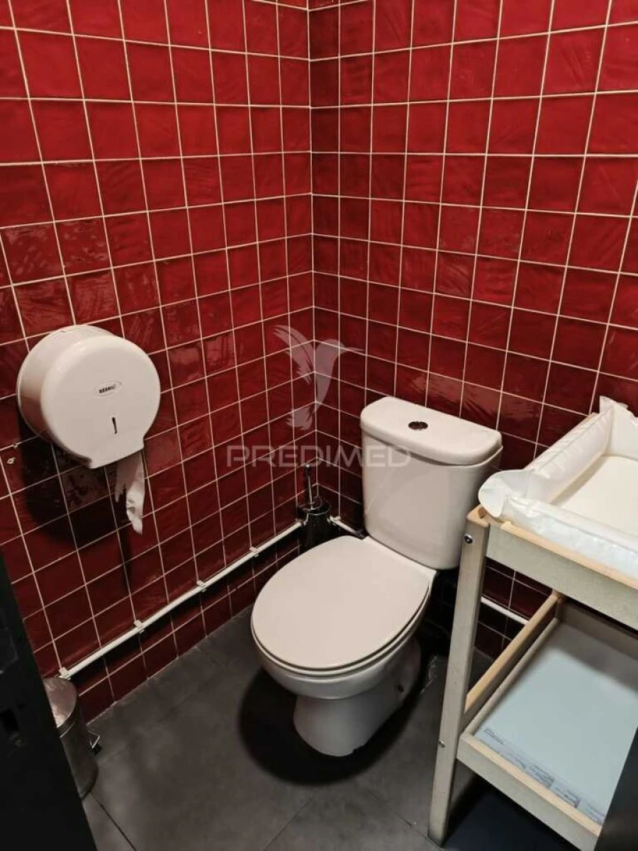 Loja para Trespasse em Peso da Régua e Godim Foto 5