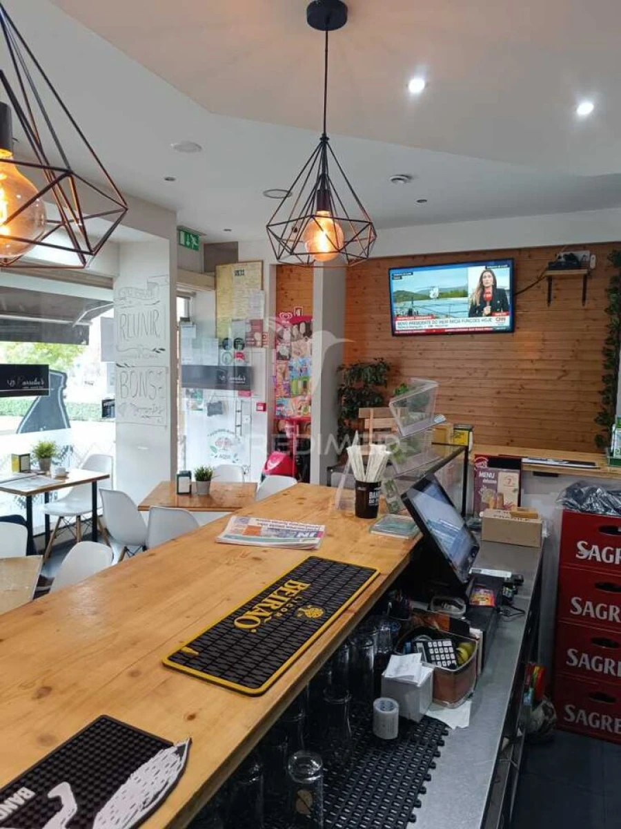 Loja para Trespasse em Peso da Régua e Godim Foto 15