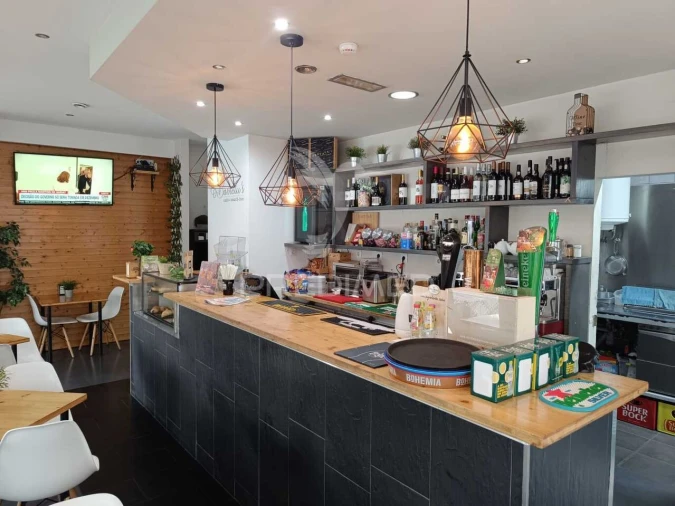 Loja para Trespasse em Peso da Régua e Godim Foto 23