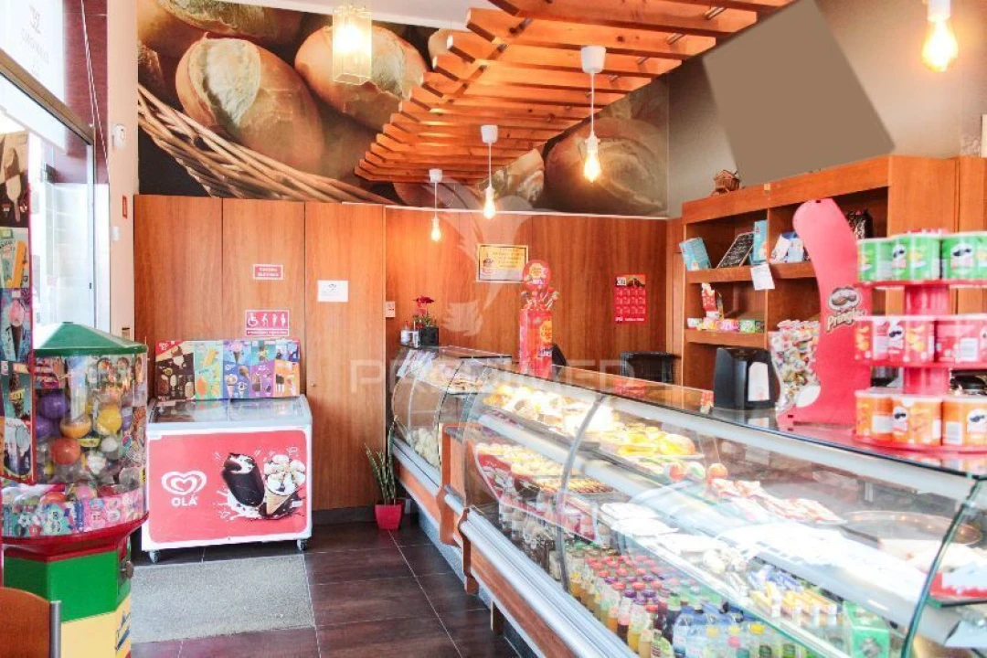 Loja para Trespasse em Pedrouços Foto 5