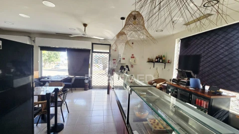 Loja para Trespasse em Lagoa e Carvoeiro