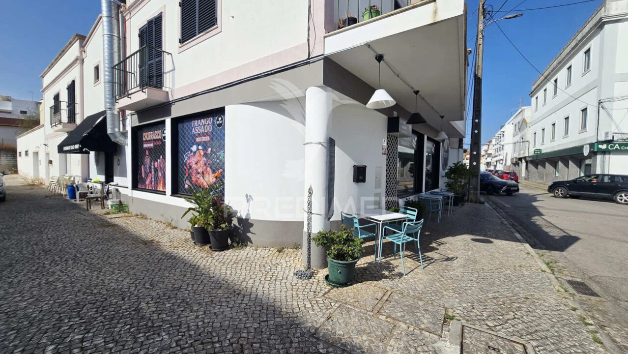 Loja para Trespasse em Lagoa e Carvoeiro Foto 24