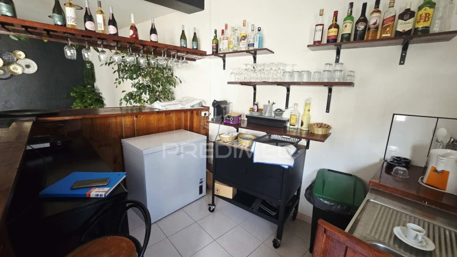 Loja para Trespasse em Lagoa e Carvoeiro Foto 10