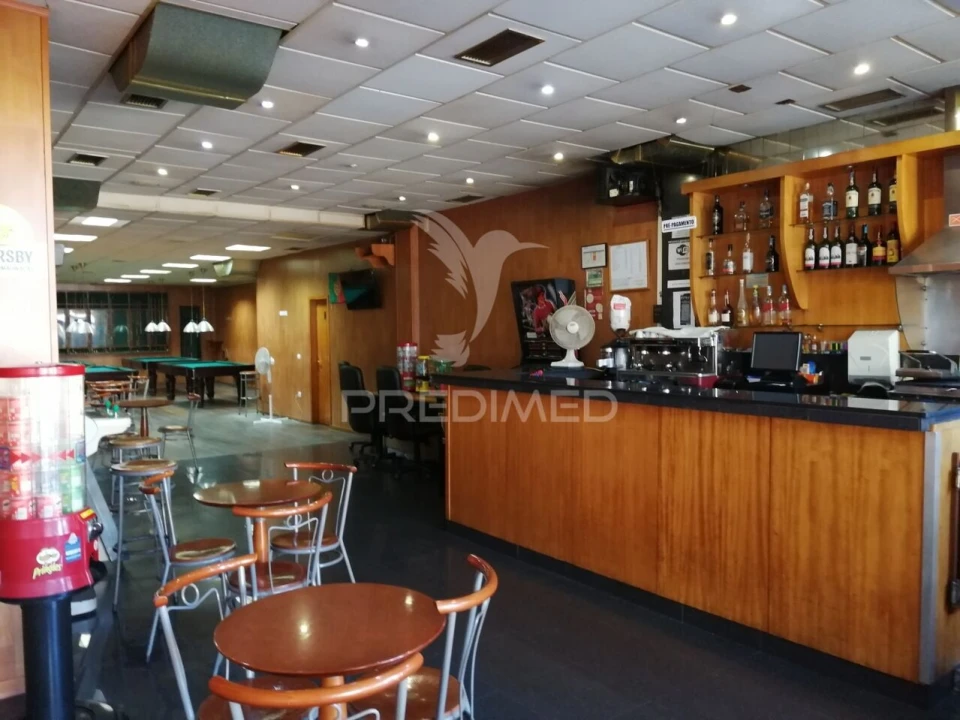 Loja para Trespasse em Matosinhos e Leça da Palmeira Foto 8