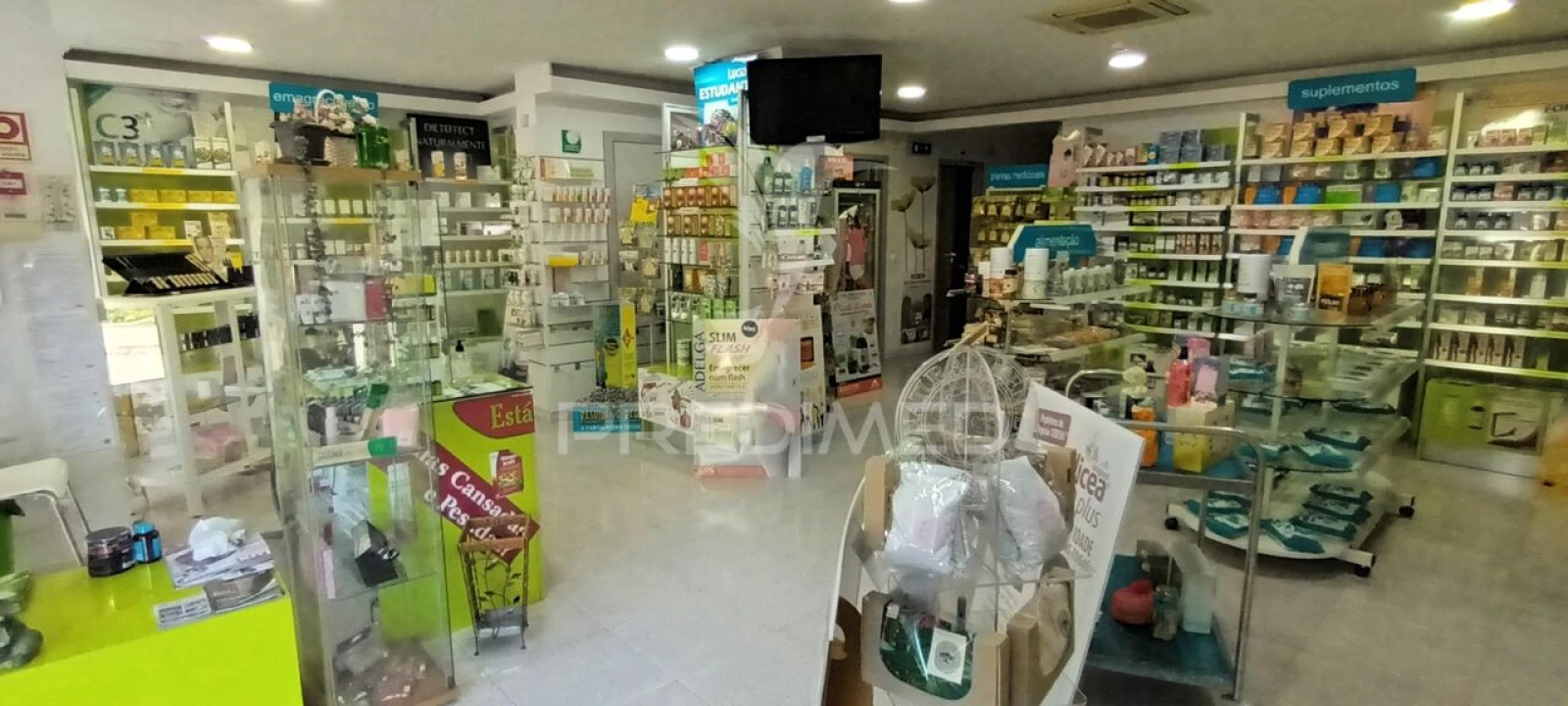 Loja para Trespasse em Santo António dos Cavaleiros e Frielas Foto 6