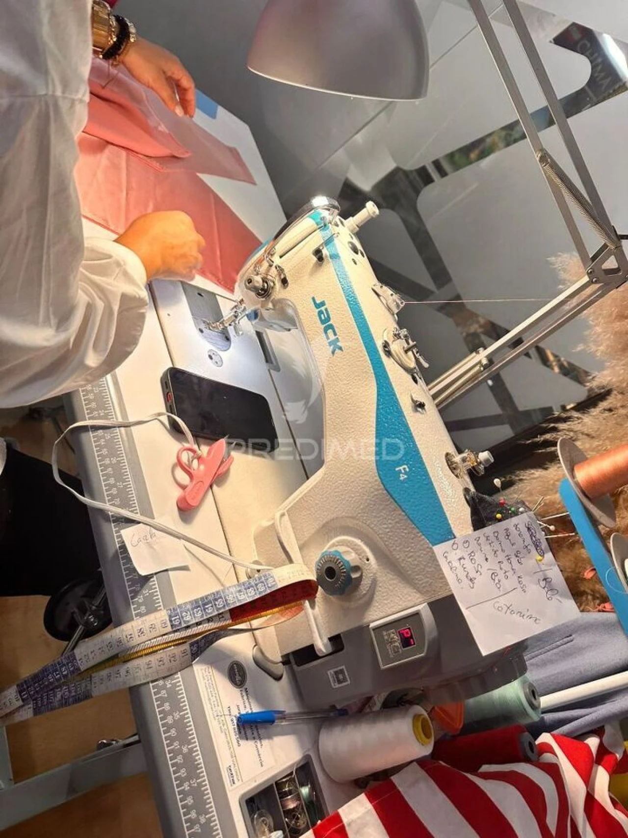 Loja para Trespasse em Santa Maria, São Pedro e Matacães Foto 1