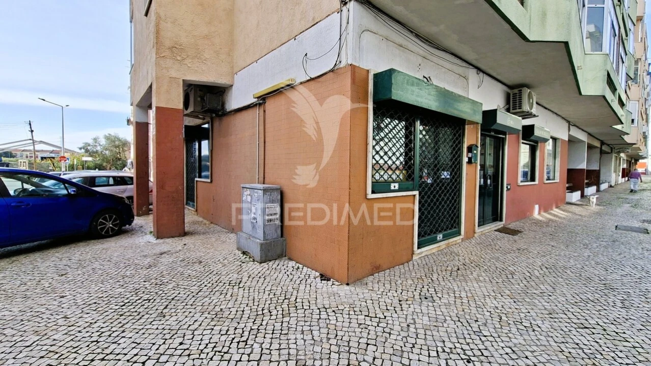 Loja para Trespasse em Odivelas Foto 1