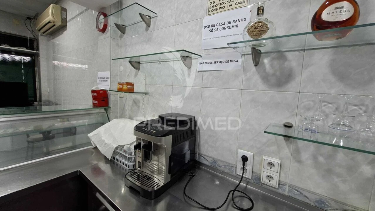 Loja para Trespasse em Odivelas Foto 10