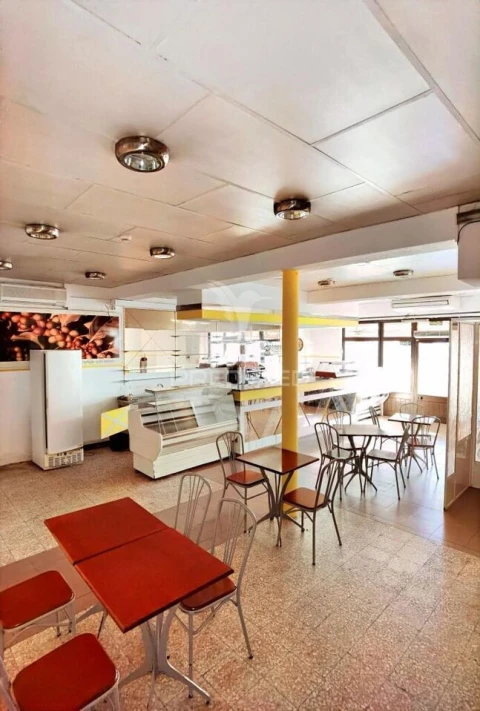 Loja para Trespasse em Pernes