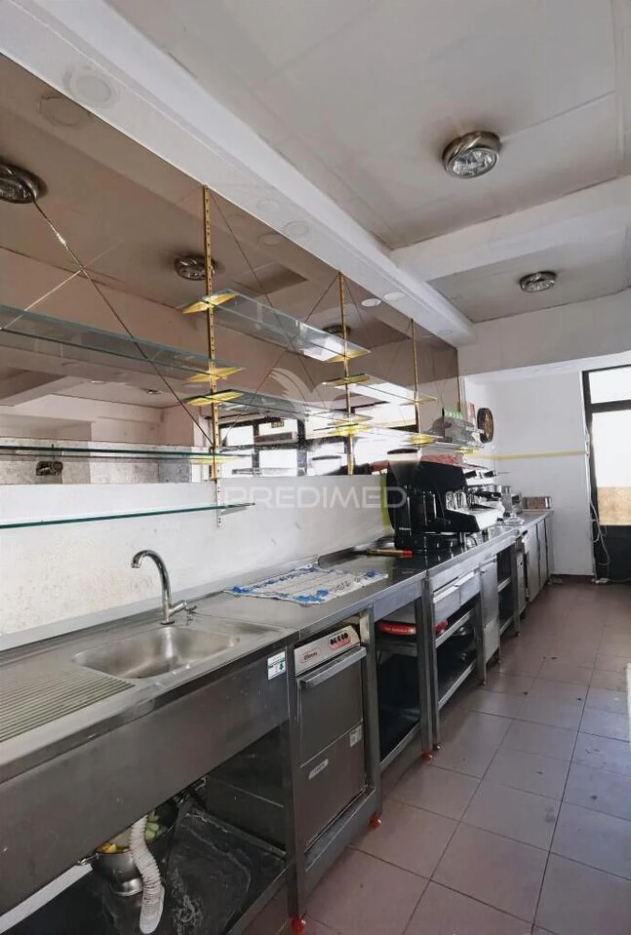 Loja para Trespasse em Pernes Foto 15